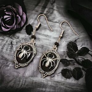 Gothic Retro Style Black Gemstone Spider Earrings Faux Fashion‎ Jewelry